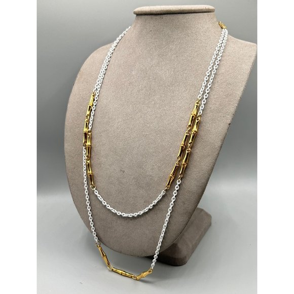 Vintage Signed TRIFARI Gold Tone and White Enamel Super Long Chain Necklace - Picture 8 of 10